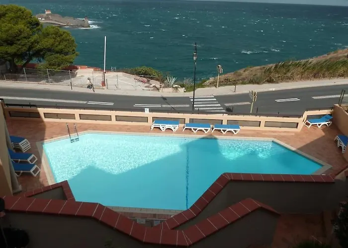 Location Vue Du Samedi Au Samedi, Clim, Parking, Piscine, *