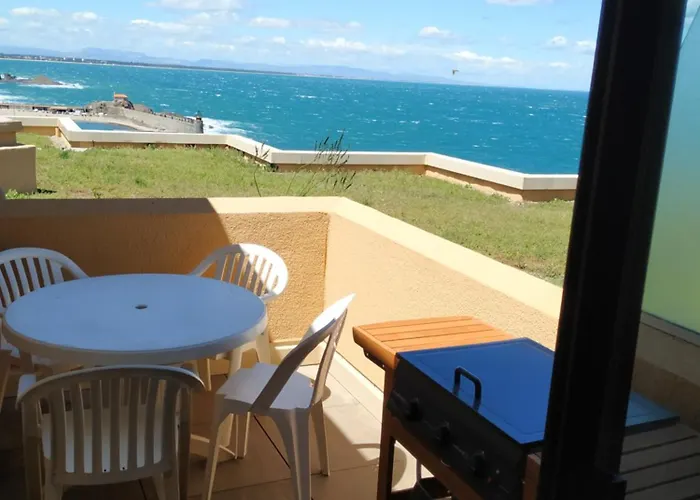 Location Vue Du Samedi Au Samedi, Clim, Parking, Piscine, Apartman *